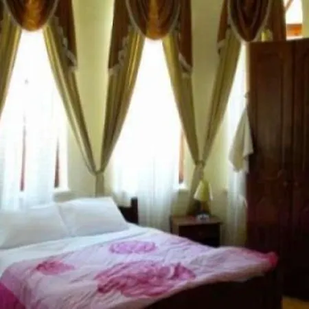 Pashuta Hotel